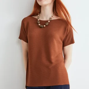 T-shirt con scollo a barchetta - TABACCO