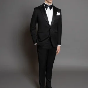 Smoking tessuto 130’s color nero rever a lancia in raso di seta nero