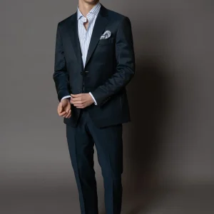 Abito rever a lancia e 2 bottoni in madreperla, tessuto lana super fine micro fantasia blu petrolio