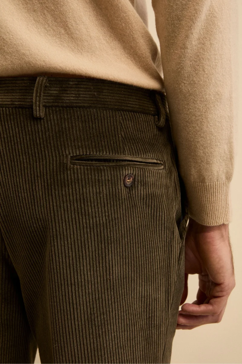 Pantalone Chino in Velluto Comfort Fit - VERDE - immagine 4