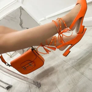 AMY-Ballerine con lacci alla caviglia