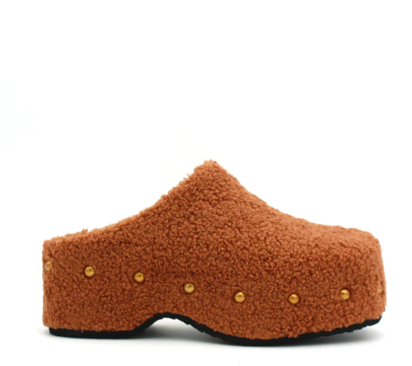 Carola in teddy cammello - immagine 4