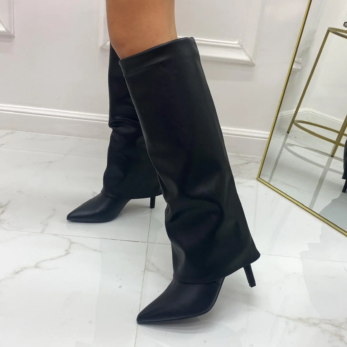 Ilenia - Stivale Alto Donna Scarpa Punta Tacco Spillo Nero - immagine 5