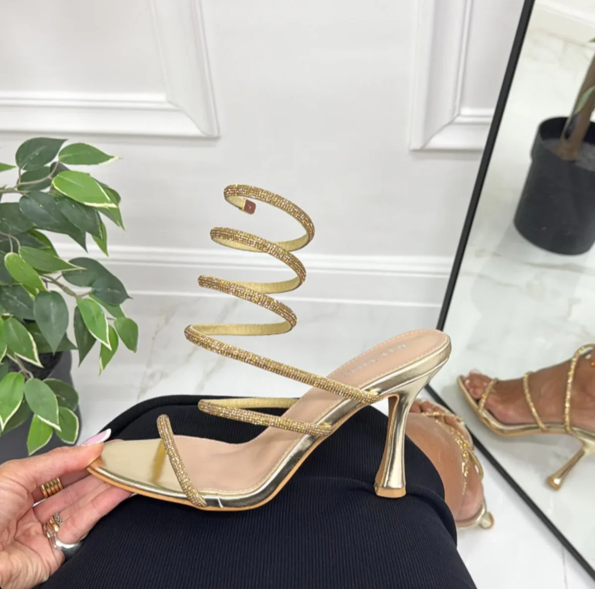 Benny - Sandalo Donna Scarpa Tacco Spillo Punta Strass Oro