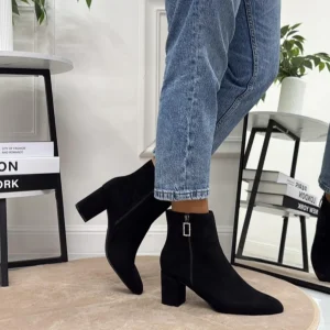 Corinne - Stivaletto Donna Scarpa Punta Casual Comodo Nero