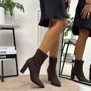 Greta - Stivaletto Donna Calzino Cerniera Tacco Quadrato Punta Comodo Marrone