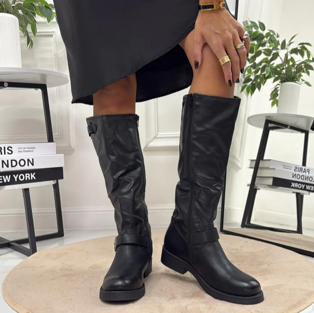 Hella - Stivale Donna Anfibio Alto Fibbia Nero - immagine 4