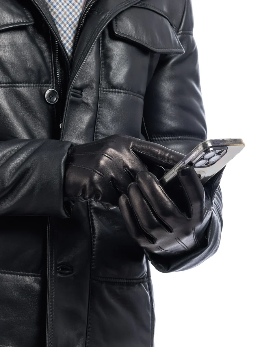 Guanto in vera pelle full touch da uomo nero